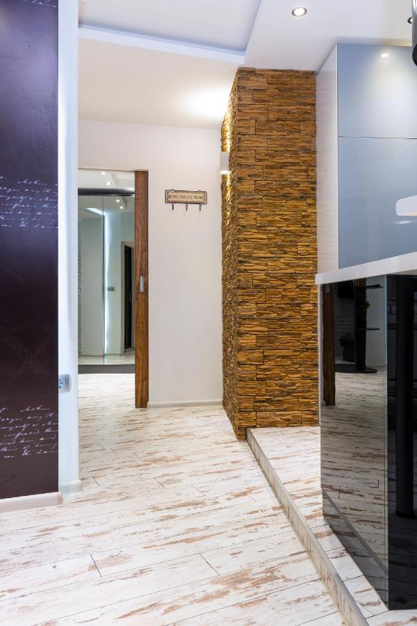Modern 1Bd Flat With A Parking Near The City Centre By Flat Mаnager Plovdiv Exteriör bild